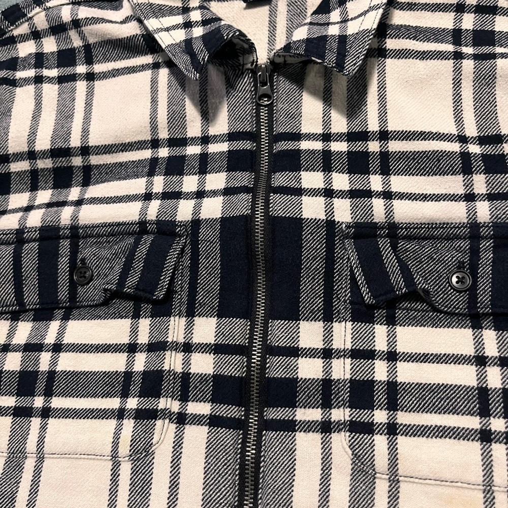 Chaps Men's Navy and White Plaid Shirt Jacket - Picture 3 of 6